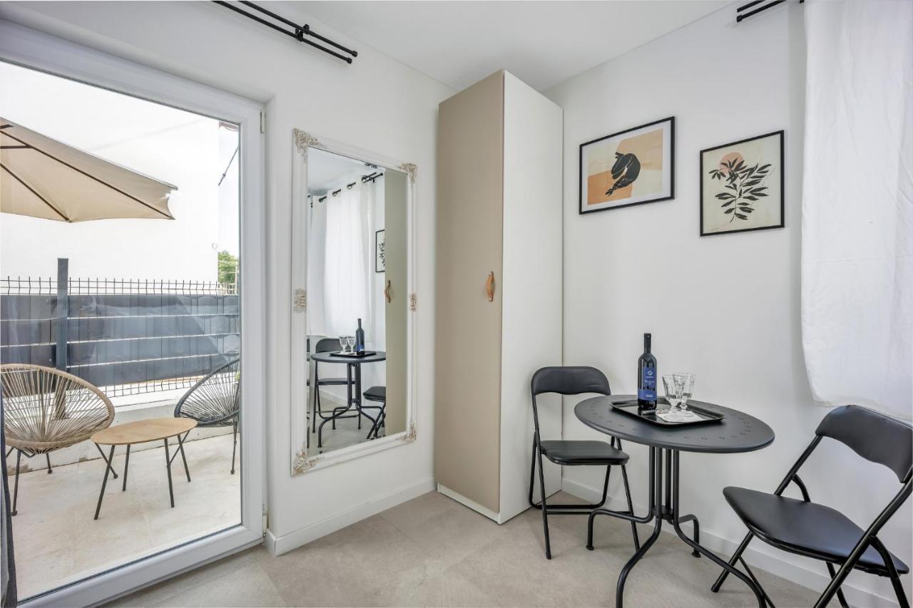 Studio Apartments Yucca, 2-Min To The Beach And 5 To Trogir Ngoại thất bức ảnh